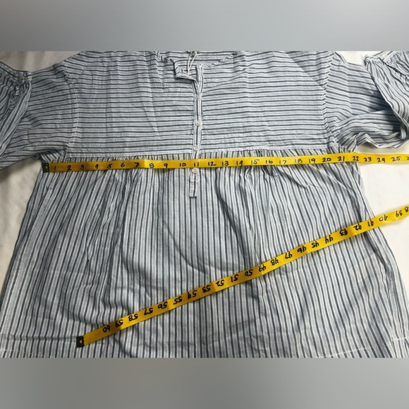 🛍️MAX STUDIO Blue and white stripe casual top size XS - Picture 12 of 13